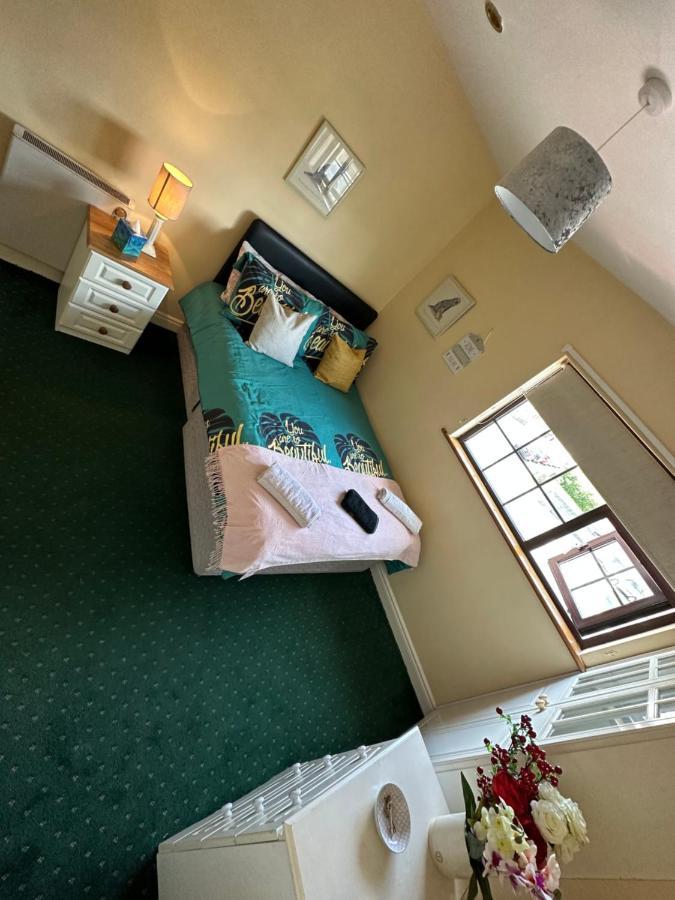 גלוואיי Edwards Cosy B&B מראה חיצוני תמונה